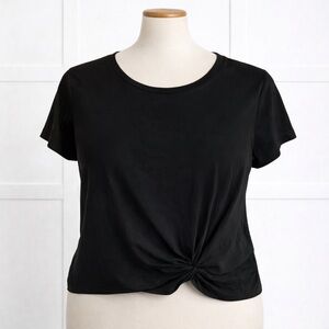 Classic Black Women's Top Sz 1X, good condition 😊